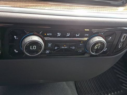 Used 2026 Chevrolet Silverado 1500 LT AWD/4WD image 12