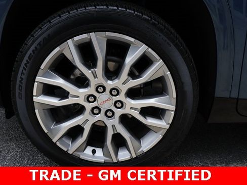 Certified 2025 GMC Acadia Denali w/ Super Cruise Package image 9