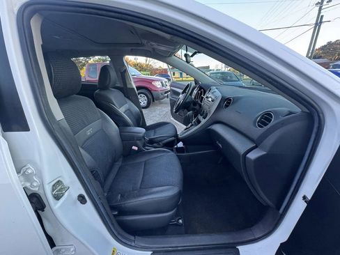 Used 2009 Pontiac Vibe GT image 12