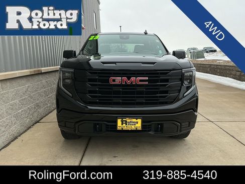 Used 2023 GMC Sierra 1500 Pro w/ Graphite Edition image 4