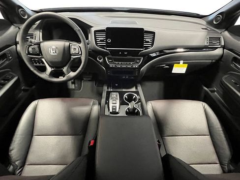 New 2026 Honda Ridgeline Black Edition image 15