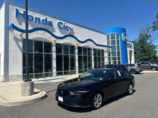 Used 2023 Honda Accord LX video 2