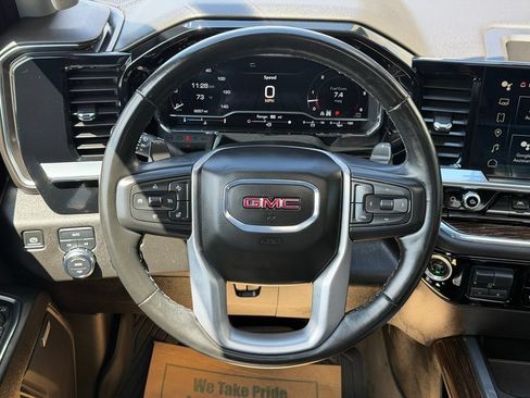 Used 2024 GMC Sierra 1500 Elevation w/ Elevation Premium Package AWD/4WD image 16
