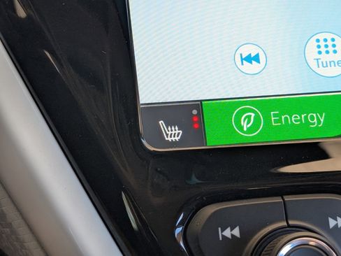 Used 2017 Chevrolet Bolt Premier w/ Driver Confidence II Package image 29