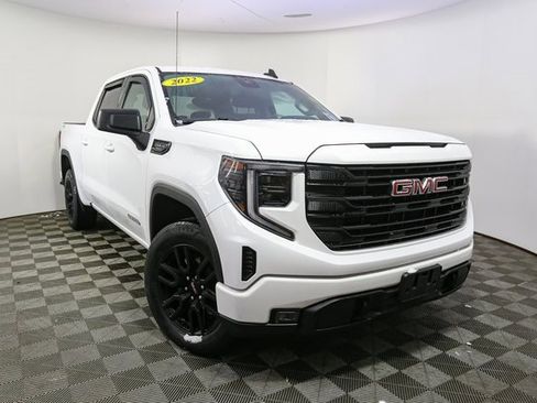 Used 2022 GMC Sierra 1500 Elevation image 3