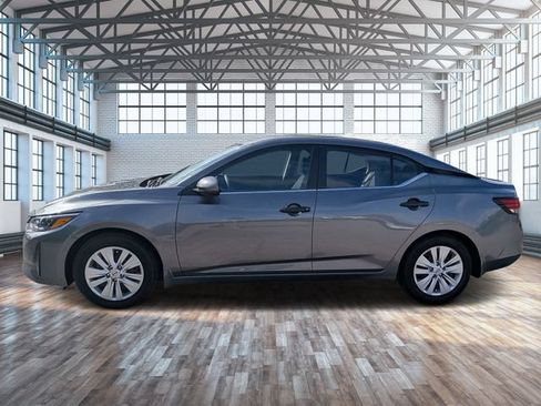 Used 2025 Nissan Sentra S FWD image 7
