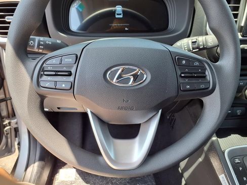 New 2026 Hyundai Venue SE FWD image 10