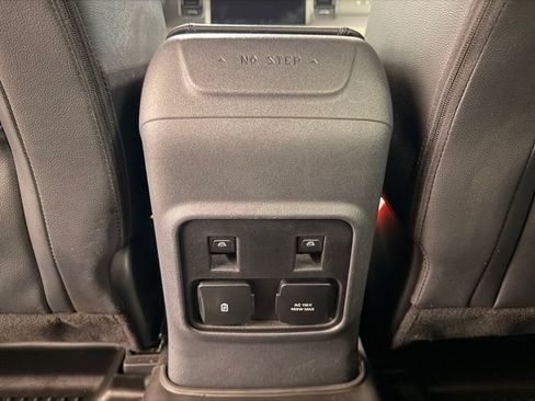 Used 2024 Ford Bronco Wildtrak AWD/4WD image 21