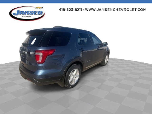 Used 2018 Ford Explorer XLT FWD image 8