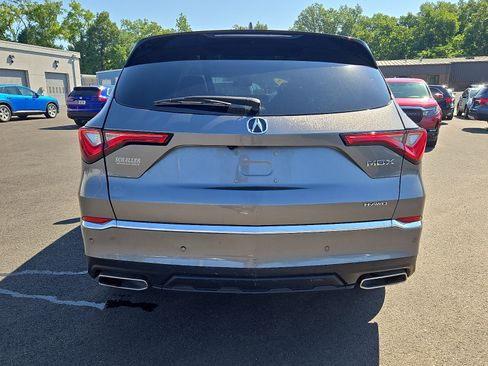 Used 2023 Acura MDX SH-AWD w/ Advance Package image 5
