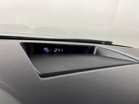 Used 2017 Toyota Sequoia Platinum RWD image 26