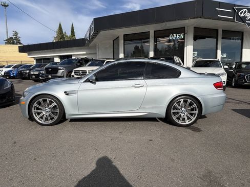Used 2009 BMW M3 Coupe RWD image 2