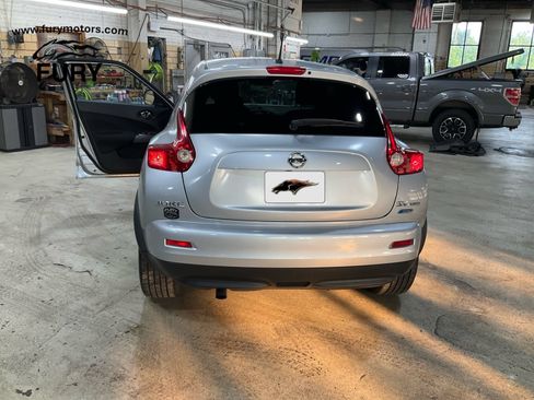 Used 2014 Nissan Juke SV w/ Navigation Package AWD/4WD image 32