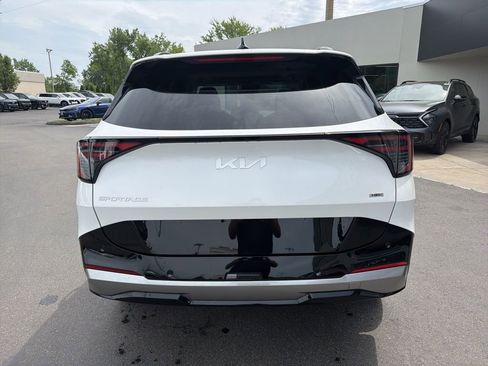 New 2026 Kia Sportage SX Prestige AWD/4WD image 9