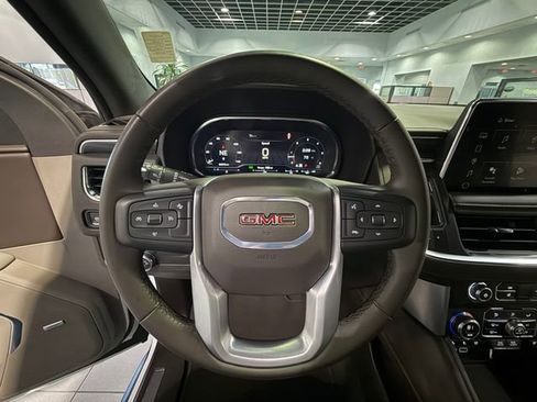 Certified 2024 GMC Yukon XL SLT image 17