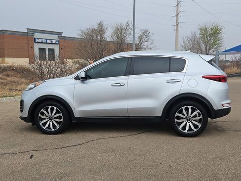 Used 2018 Kia Sportage EX image 9