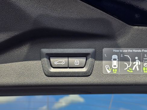 New 2026 BMW X7 M60i w/ Executive Package image 34