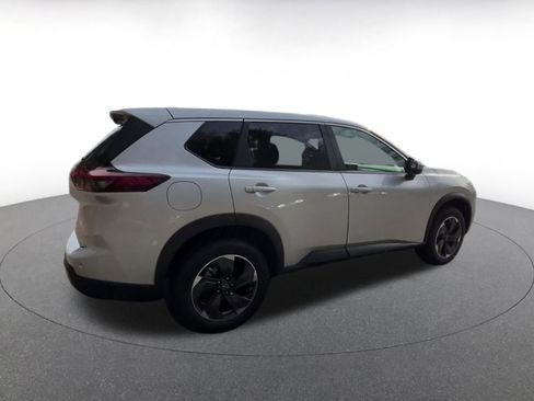 Used 2025 Nissan Rogue SV image 15