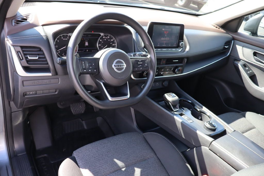 Used 2021 Nissan Rogue S AWD/4WD image 5