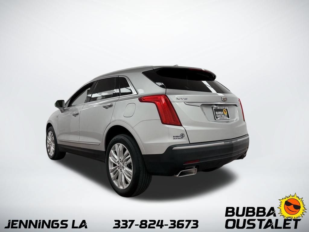 Used 2019 Cadillac XT5 Premium Luxury FWD image 3