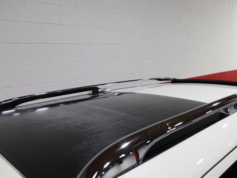 Used 2012 Mercedes-Benz GL 450 4MATIC w/ Premium 2 Pkg image 10