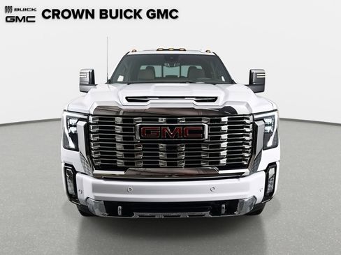 New 2026 GMC Sierra 2500 Denali w/ Denali Reserve Package image 2