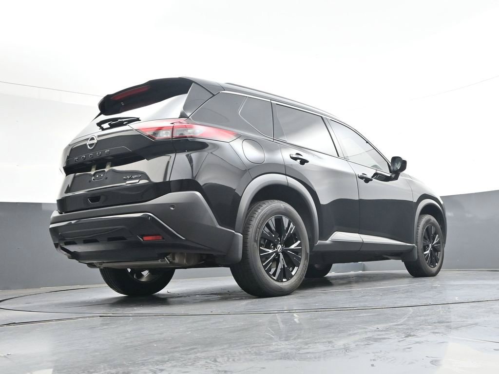 Certified 2023 Nissan Rogue SV w/ SV Premium B Package AWD/4WD image 39