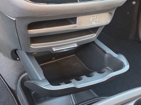 New 2026 Chrysler Pacifica Select image 21