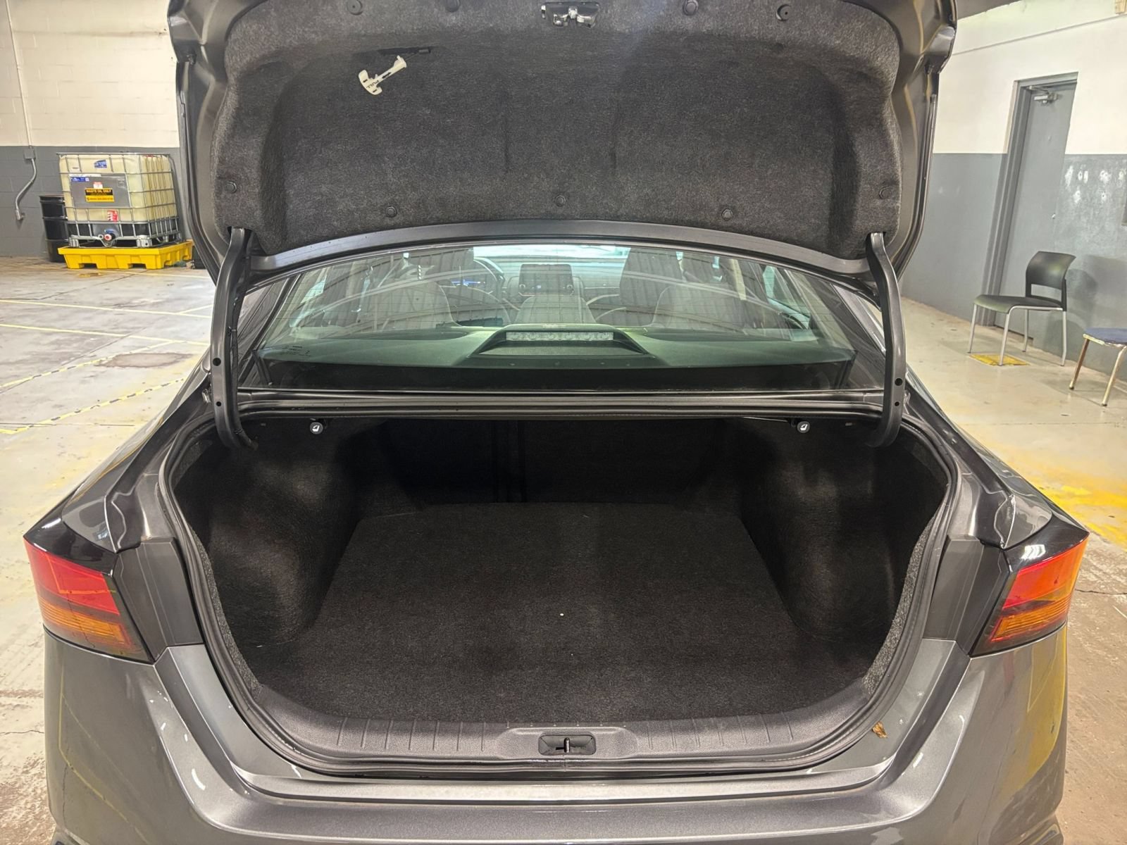 Used 2026 Nissan Altima 2.5 SV FWD image 30