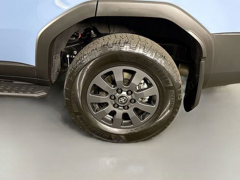 Used 2025 Toyota Land Cruiser w/ Premium Package AWD/4WD image 39