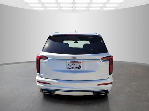 Certified 2024 Cadillac XT6 Premium Luxury FWD image 6