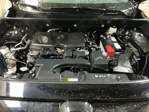 Certified 2025 Toyota RAV4 XLE image 9