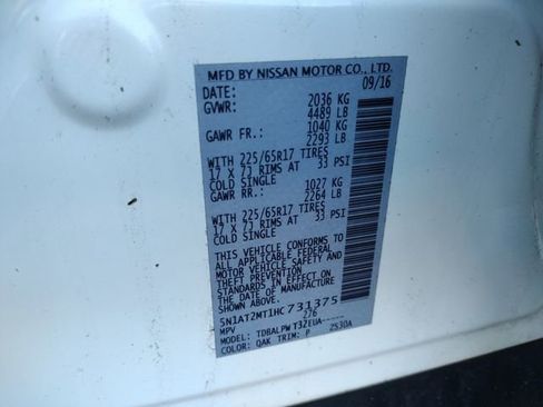 Used 2017 Nissan Rogue S image 31