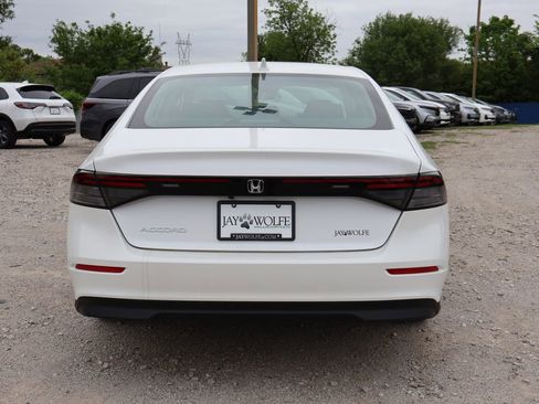 New 2026 Honda Accord LX image 5