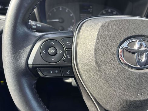 Certified 2023 Toyota Corolla Cross LE w/ Moonroof Package image 17