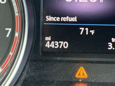 Used 2018 Volkswagen Atlas SE image 20