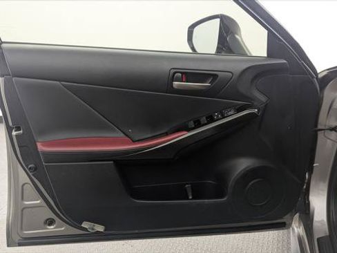Used 2022 Lexus IS 300 RWD image 13