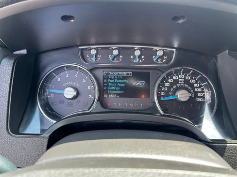 Used 2014 Ford F150 Lariat w/ Equipment Group 502A Luxury AWD/4WD image 24