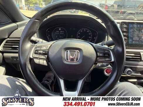 Used 2018 Honda Accord Sport image 18