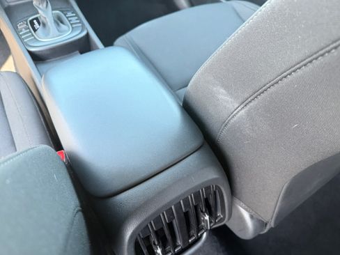 Used 2025 Hyundai Kona SEL AWD/4WD image 20