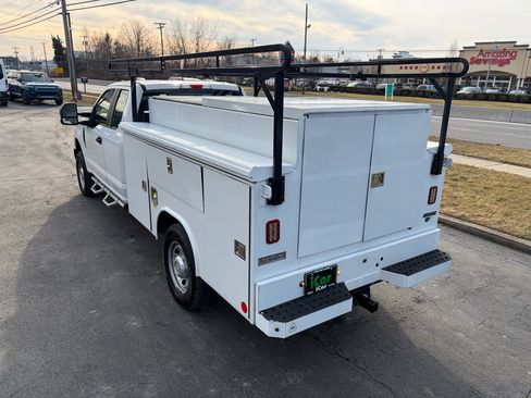 Used 2019 Ford F350 XL w/ Power Equipment Group image 12