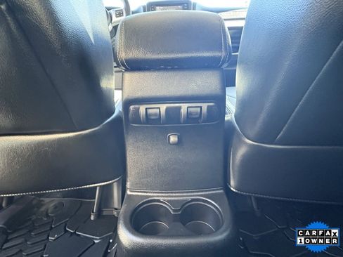 Used 2016 Jeep Wrangler Unlimited Rubicon image 27