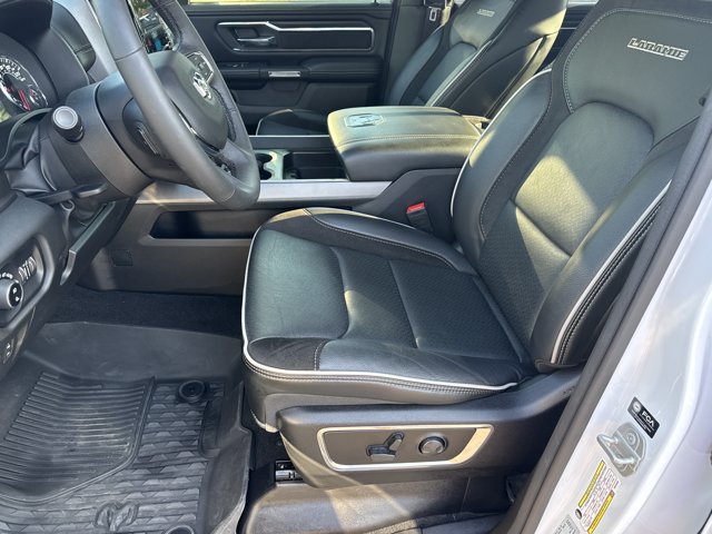 Used 2025 RAM 1500 Laramie w/ Sport Appearance Package AWD/4WD image 10