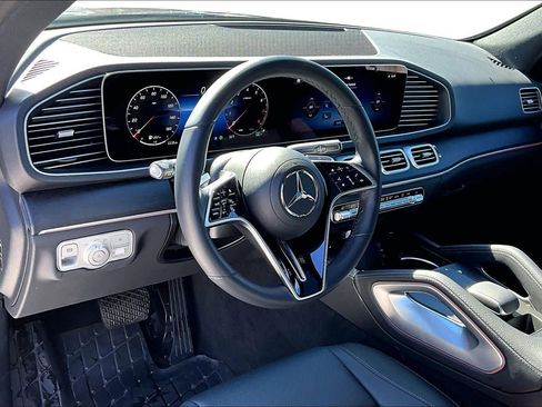 Used 2025 Mercedes-Benz GLE 350 4MATIC image 18