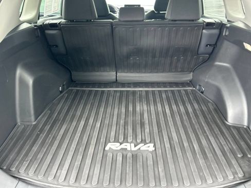 Certified 2025 Toyota RAV4 LE AWD/4WD image 26