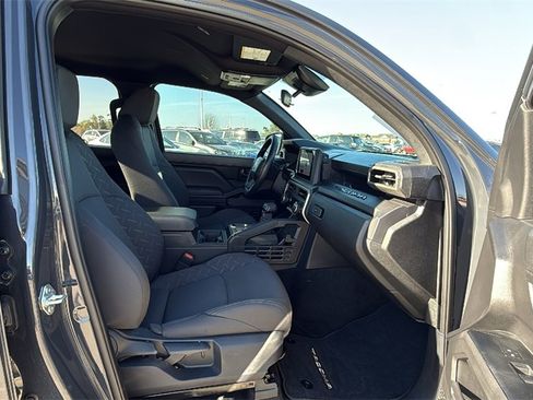 Used 2025 Toyota Tacoma SR image 26
