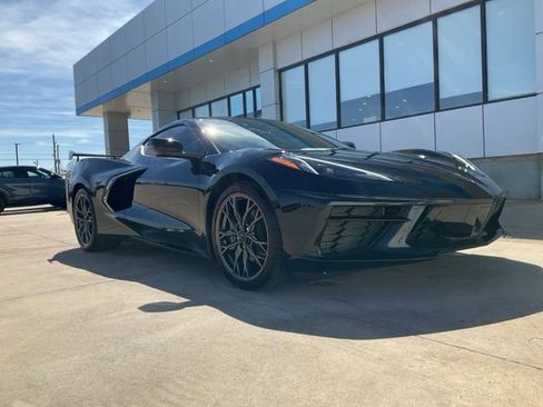 Used 2023 Chevrolet Corvette Stingray Coupe w/ 1LT RWD image 28