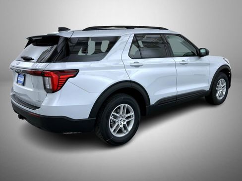 New 2026 Ford Explorer Active image 5