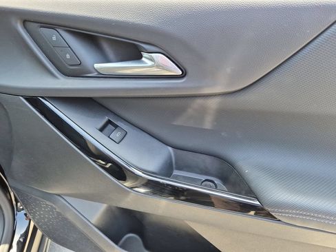 Used 2025 Chevrolet Equinox LT AWD/4WD image 34