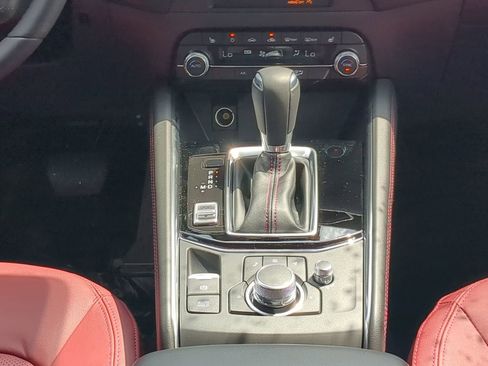 Certified 2024 MAZDA CX-5 Carbon Edition image 17